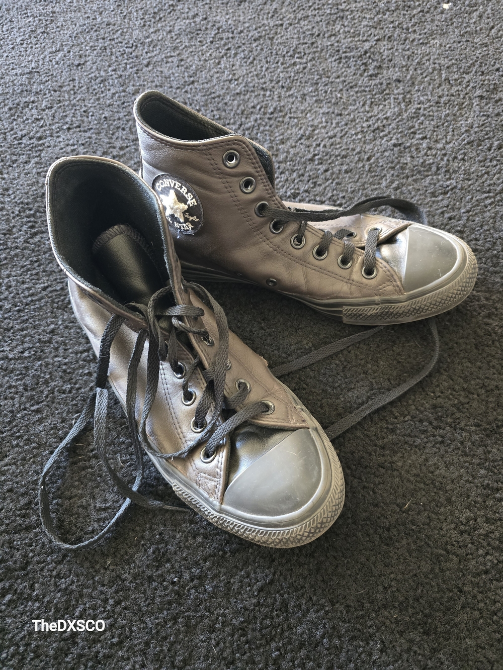 Converse Chuck Taylor Leather High Top Sneakers in Black